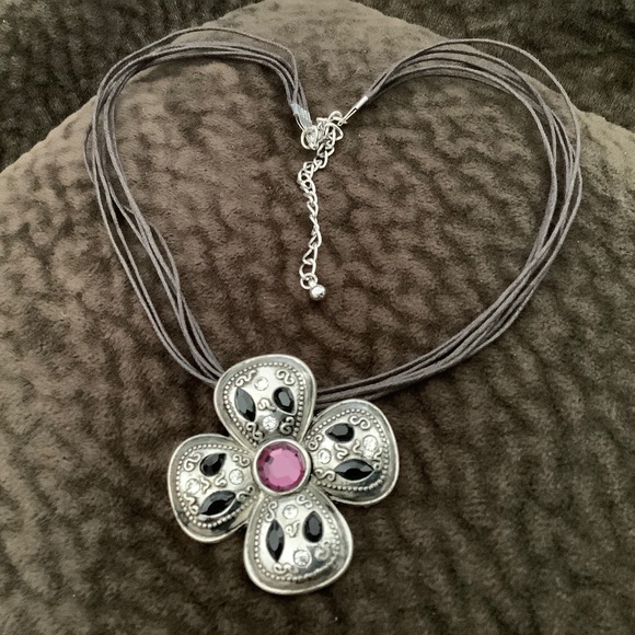 New Vintage Style Silver Tone Pendant, Multi strand Cord Necklace - Picture 6 of 6